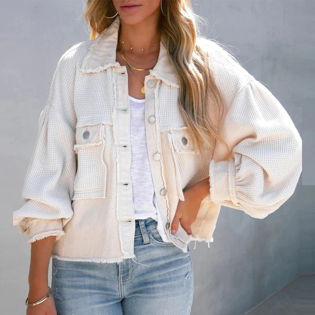 Giacca in Denim Sfumata | Cropped & Trendy | Stile Casual