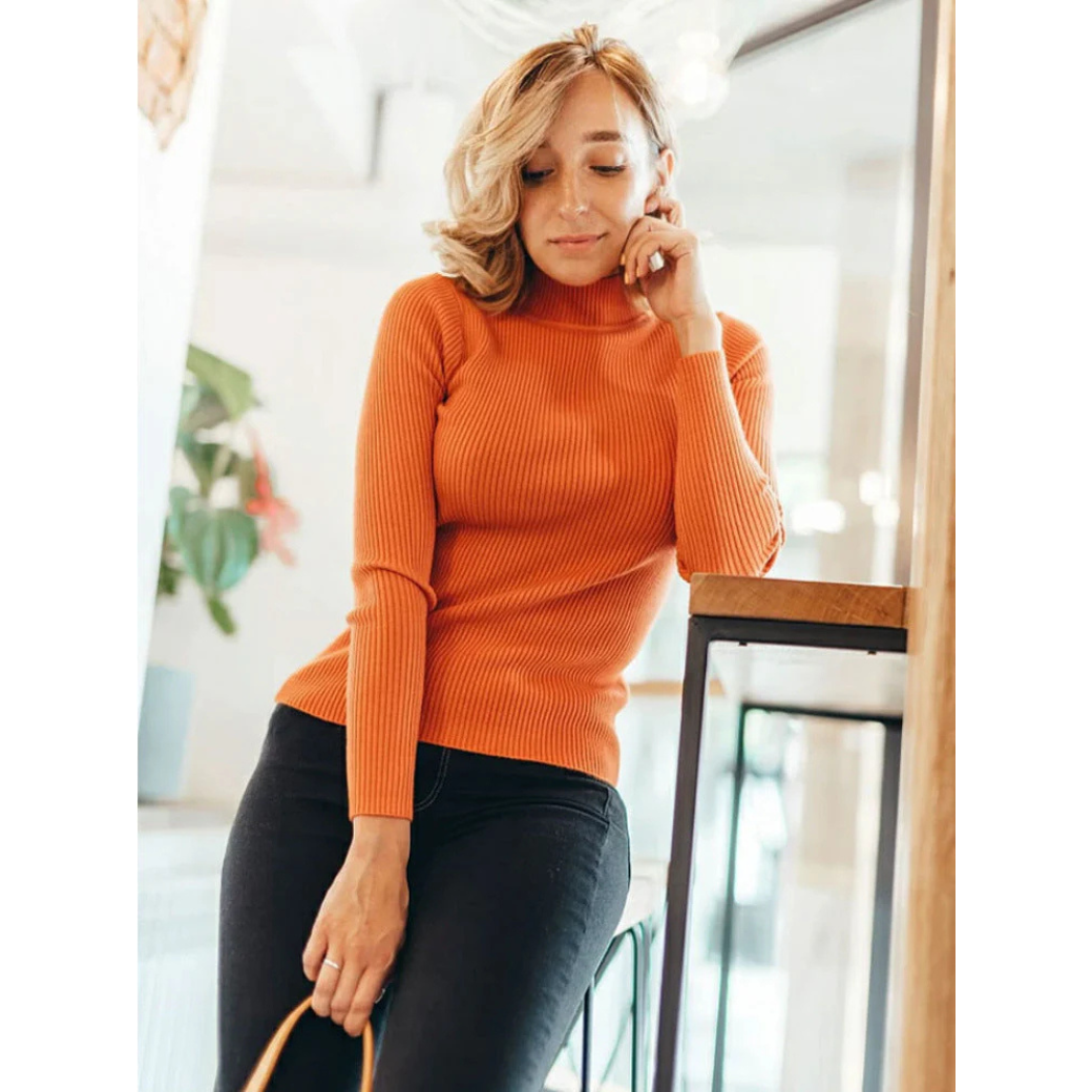 Maglione Aderente | Collo Alto | Morbido e Versatile