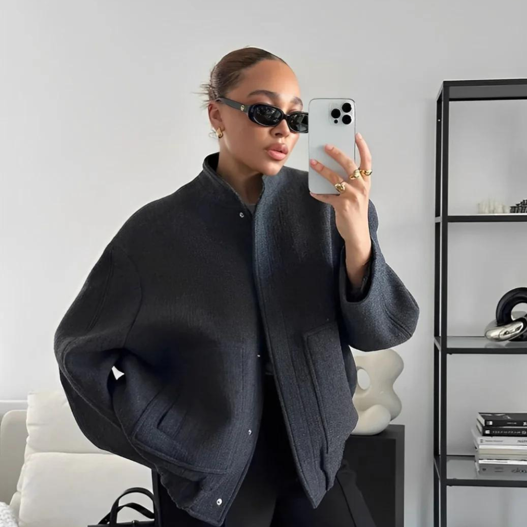 Cappotto Oversize Corto | Elegante e Morbido | Stile Minimal Chic