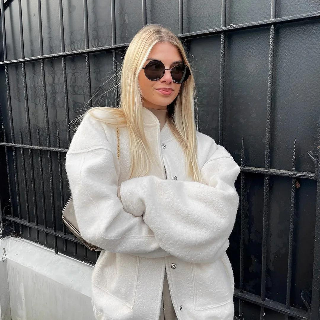Cappotto Oversize Corto | Elegante e Morbido | Stile Minimal Chic