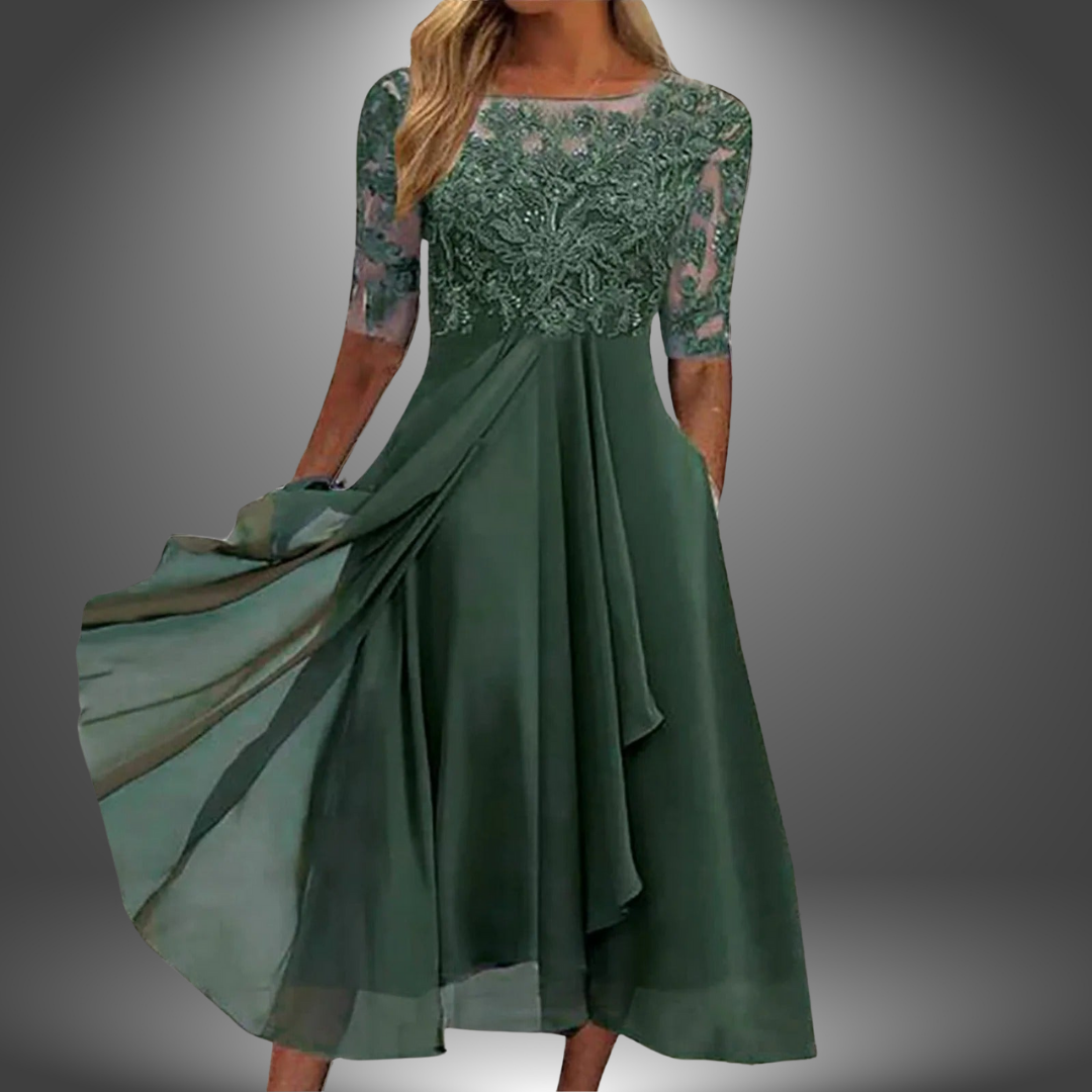Abito Elegante in Pizzo e Chiffon