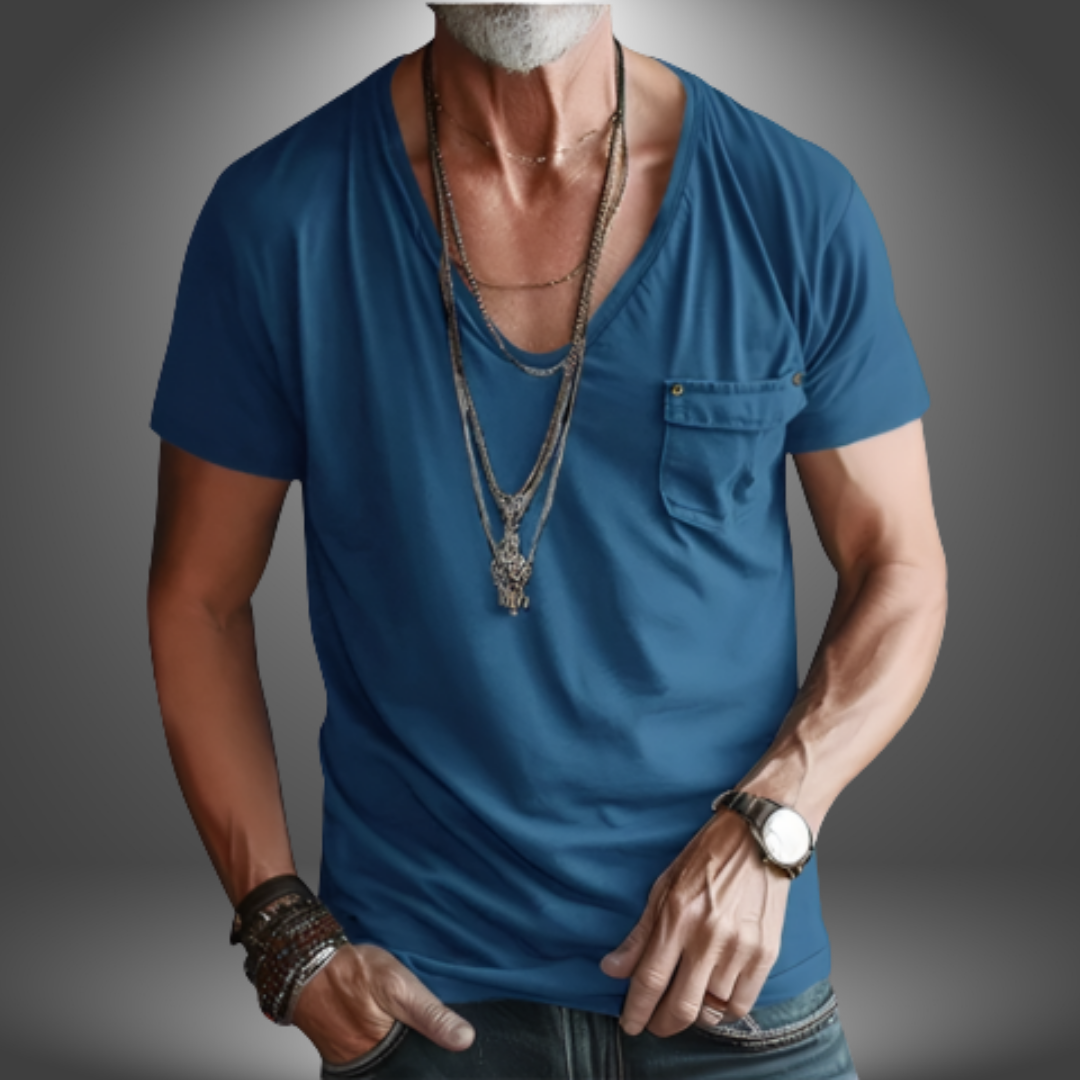 T-shirt con taschino e scollo profondo