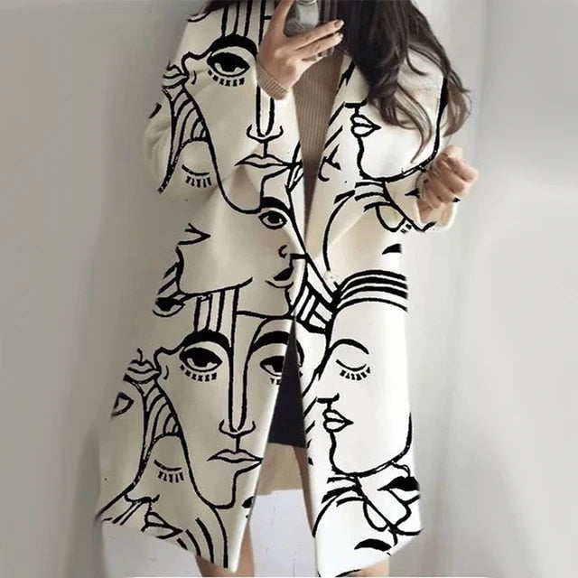 Cappotto Lungo Oversize Fantasia | Stile Artistico | Perfetto per Look Unici e Sofisticati