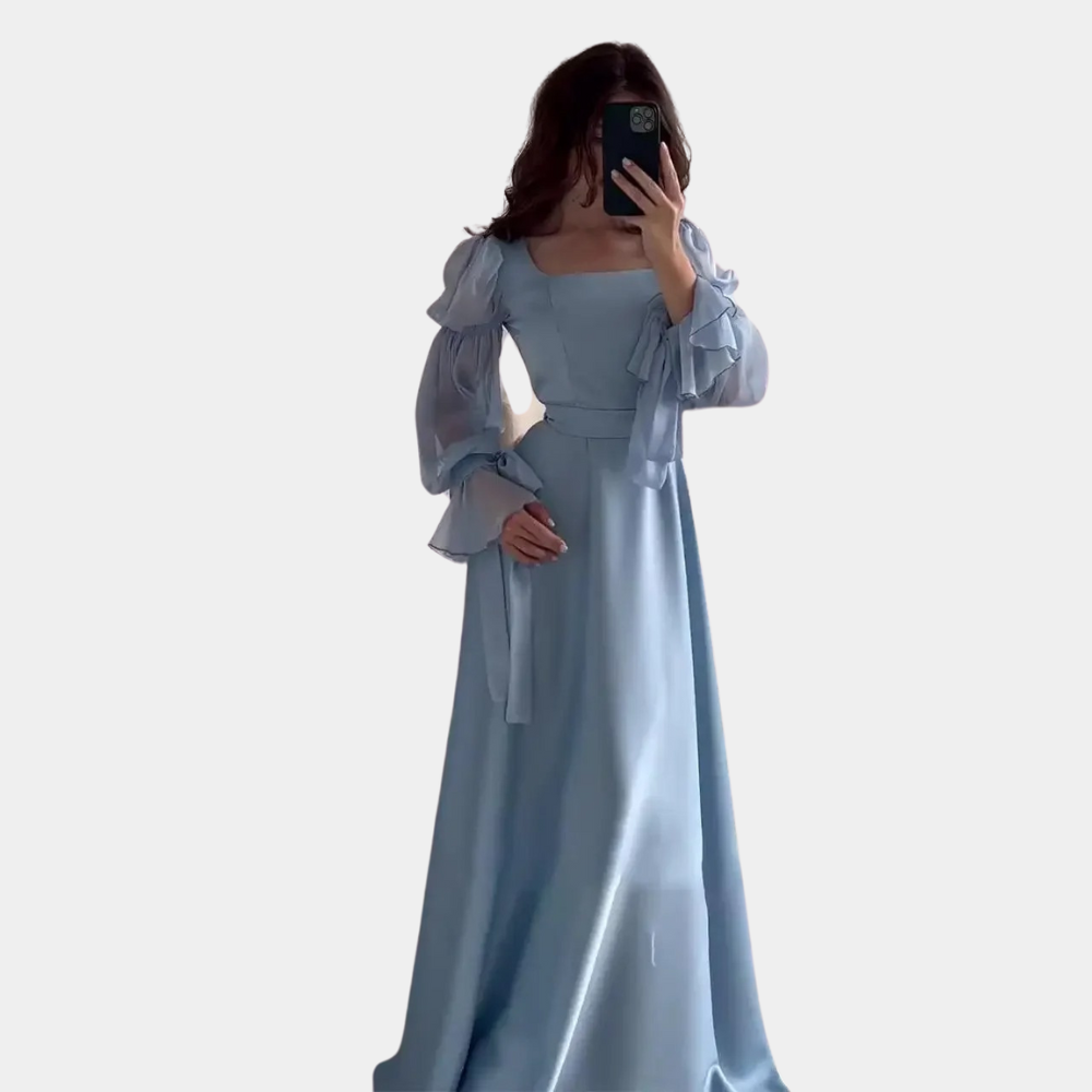 Abito Lungo Elegante | Scollo Quadrato | Maniche a Sbuffo