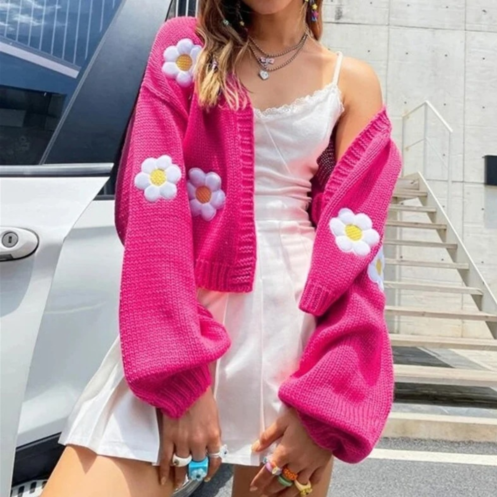 Cardigan Oversize a Maglia | Applicazioni Floreali | Soffice e Romantico