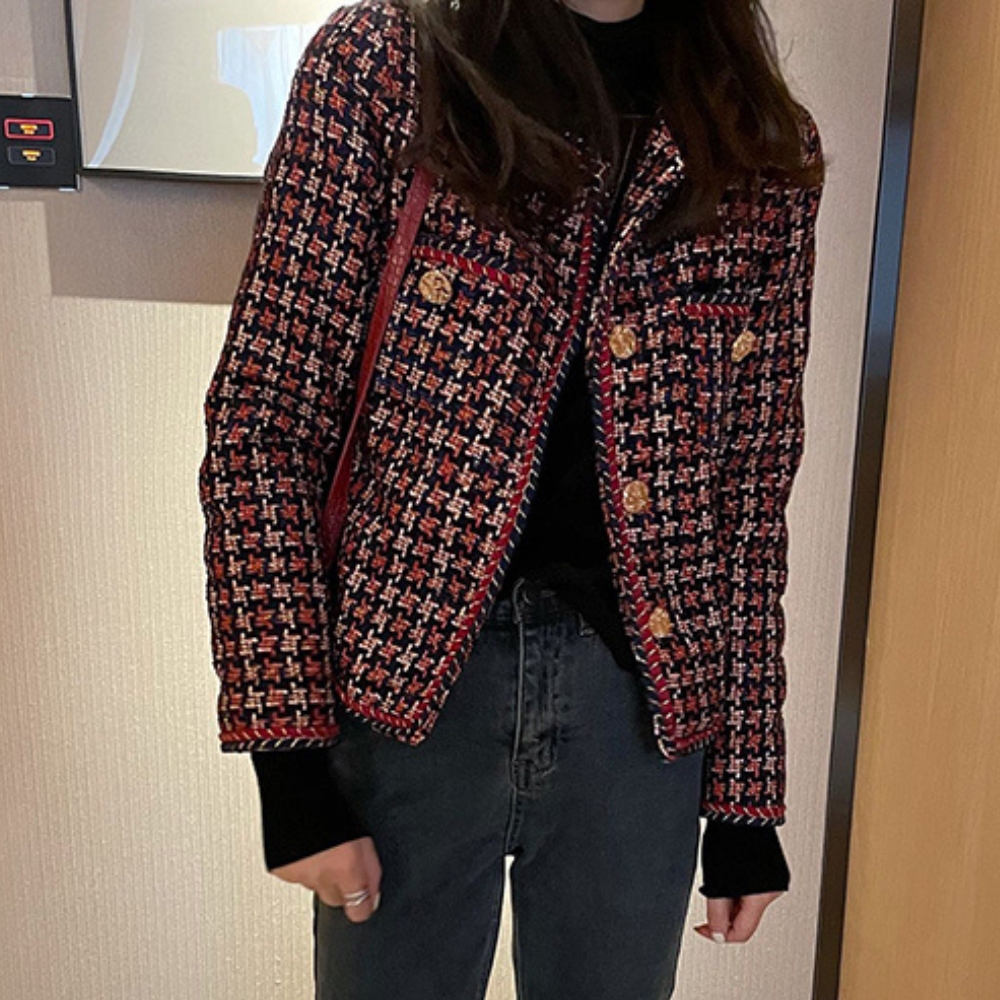 Giacca Corta in Tweed | Elegante e Chic | Look Raffinato