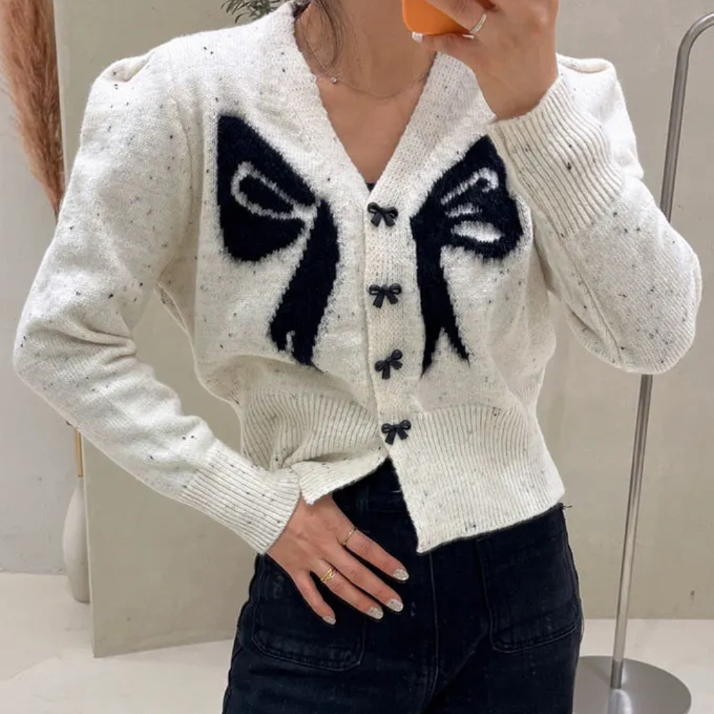 Cardigan Donna | Fiocchi Ricamati | Stile Romantico e Morbido
