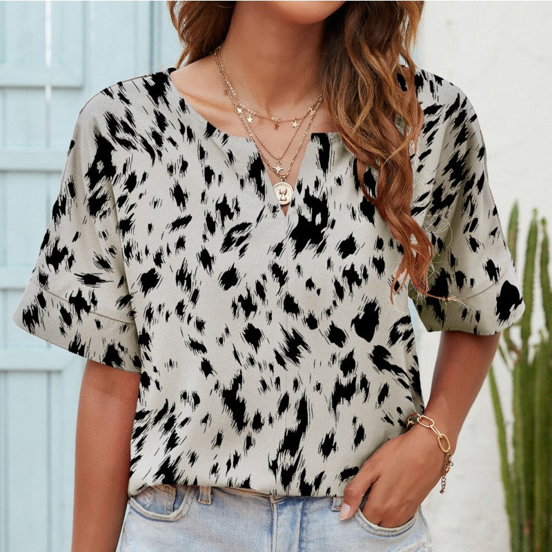 T-shirt Animalier | Casual Chic | Scollo a V e Maniche Corte