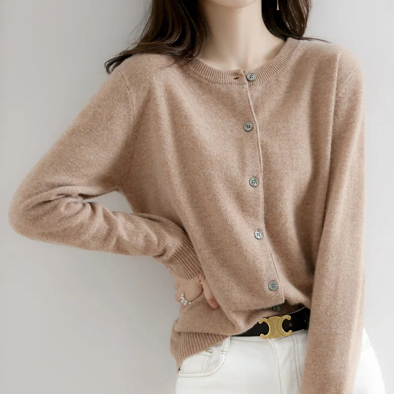 Cardigan Leggero | Elegante e Morbido | Perfetto per Ogni Occasione