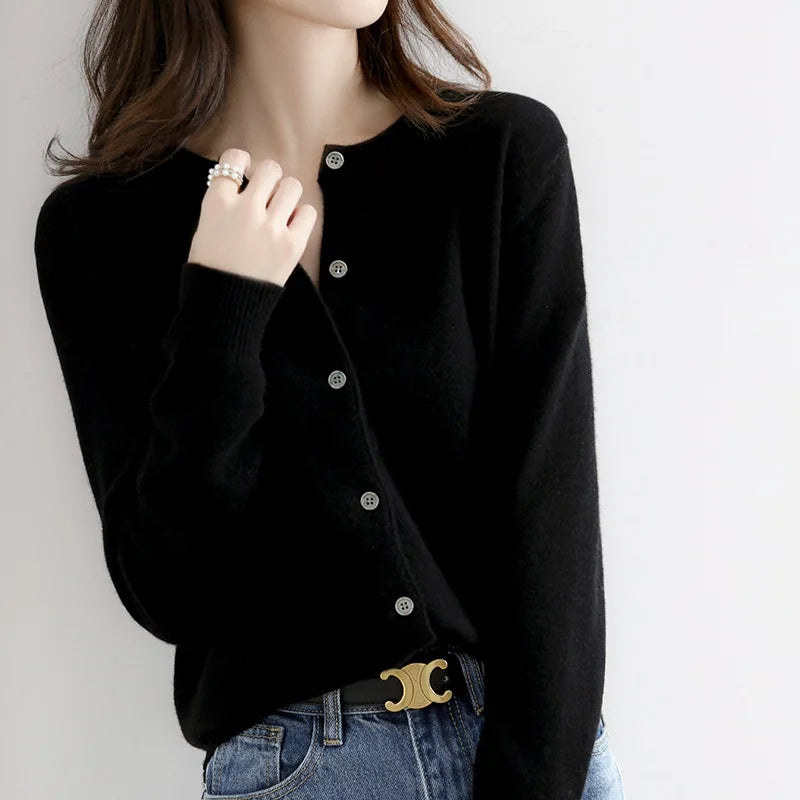 Cardigan Leggero | Elegante e Morbido | Perfetto per Ogni Occasione