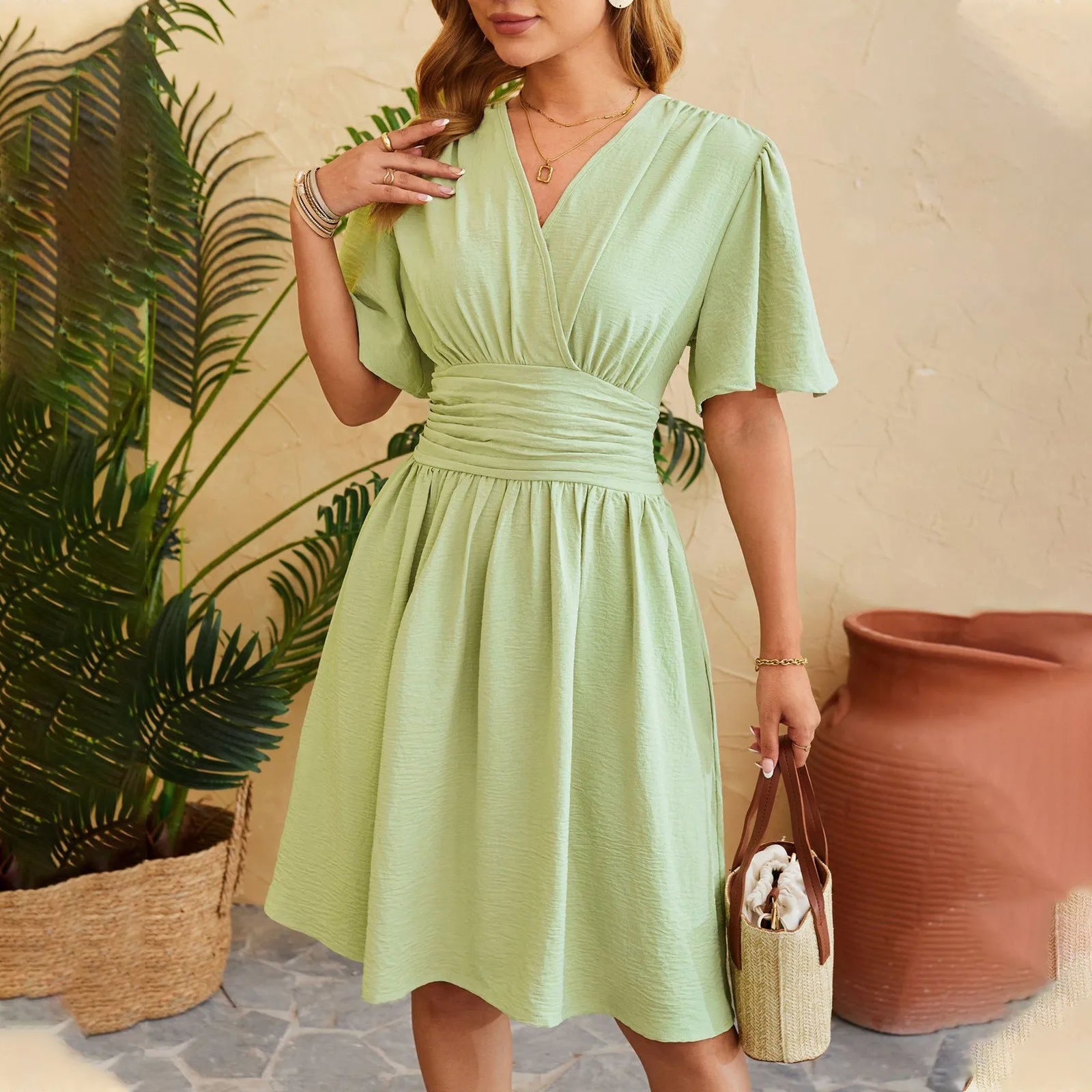 Abito Midi Elegante | Scollo a V | Fresco e Svasato