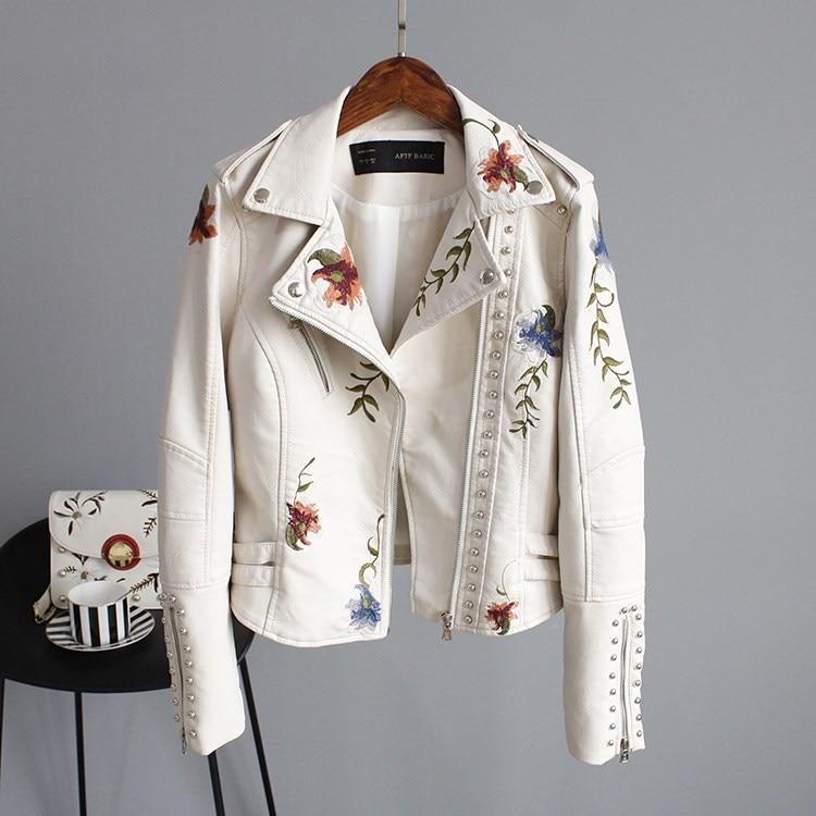 Giacca biker ricamata in ecopelle