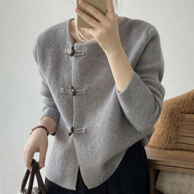 Cardigan Corto Chic | Maglia Calda | Bottoni Decorativi Eleganti