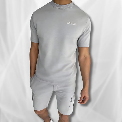 Completo t-shirt e pantaloncini slim