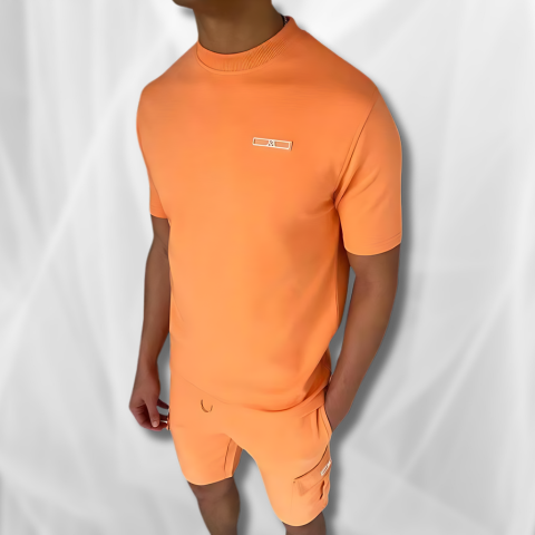 Completo t-shirt e pantaloncini slim