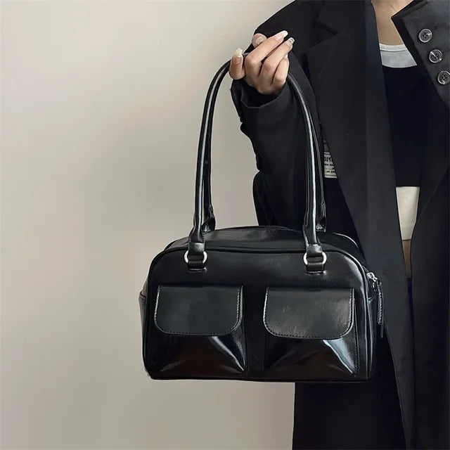 Handbag con Tasche Frontali | Ecopelle Compatta | Look Urban Chic