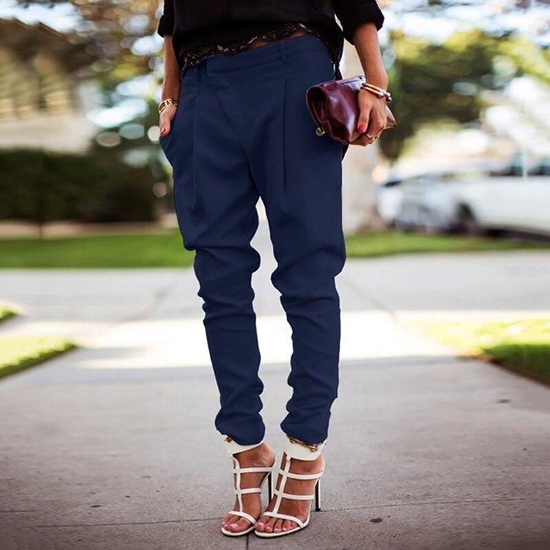 Pantaloni affusolati con pinces