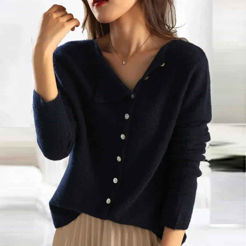 Maglione Grigio con Bottoni