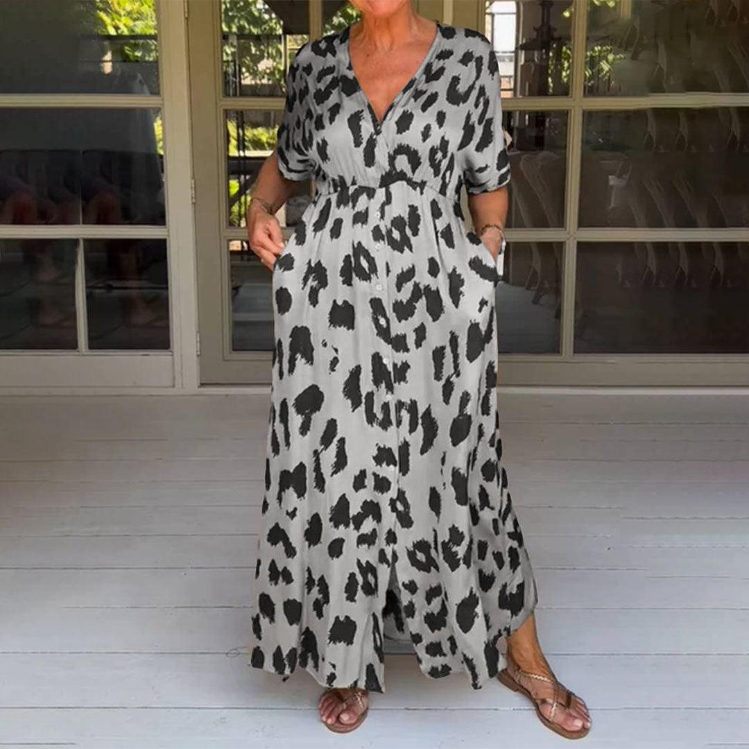 Maxi Abito Animalier | Audace & Chic | Scollo a V & Vestibilità Fluida