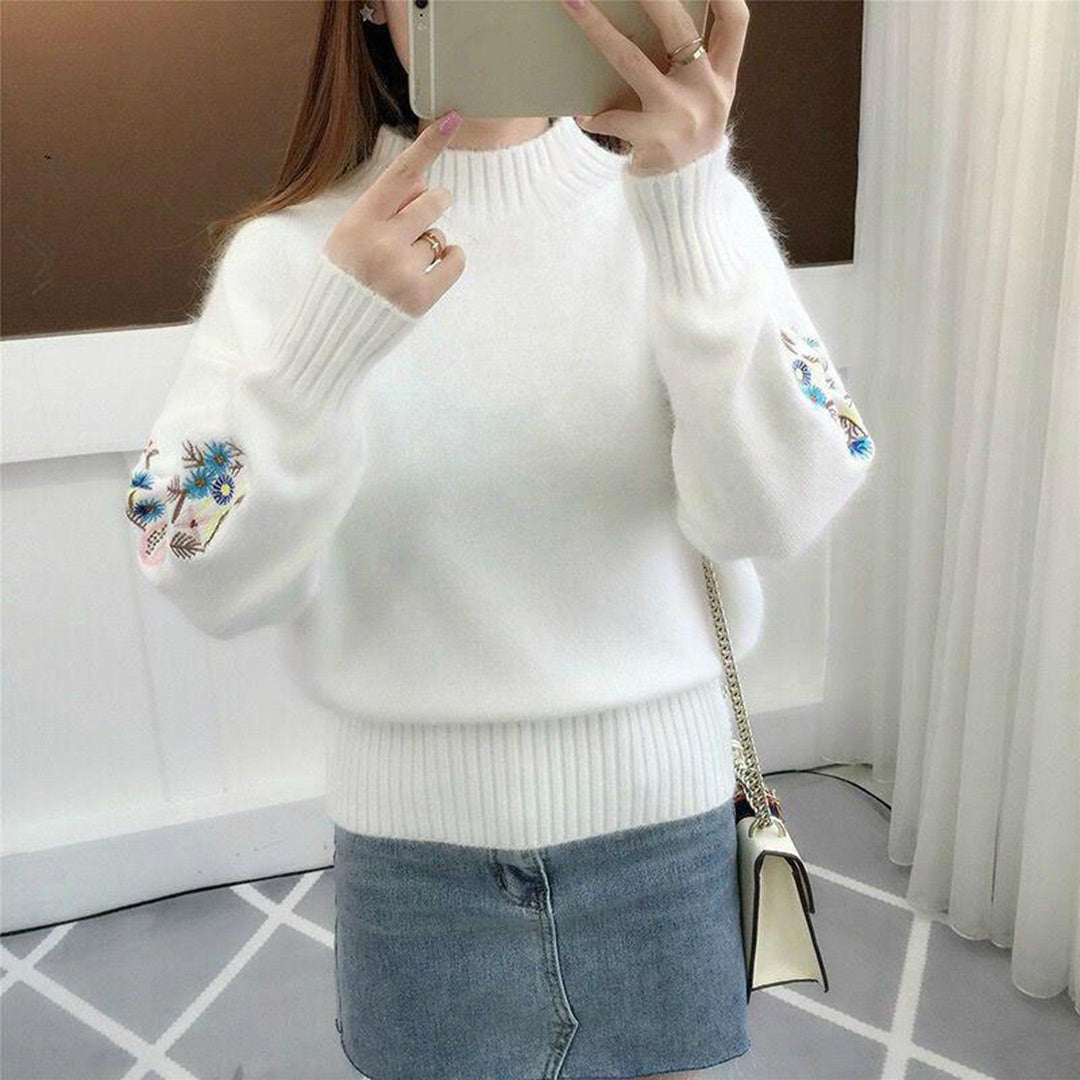 Maglione Dolcevita con Ricami Floreali | Misto Lana | Elegante e Femminile