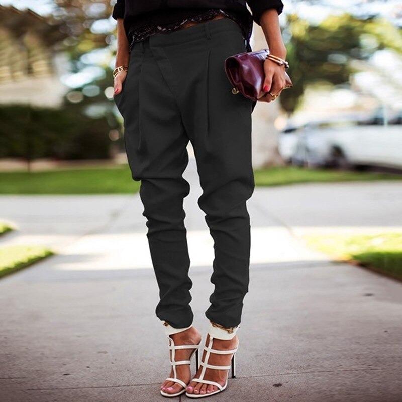Pantaloni affusolati con pinces