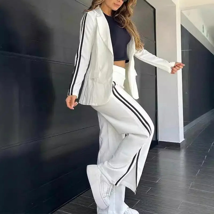 Completo Sportivo con Blazer e Righe Laterali