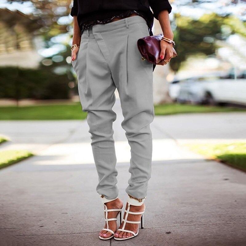 Pantaloni affusolati con pinces