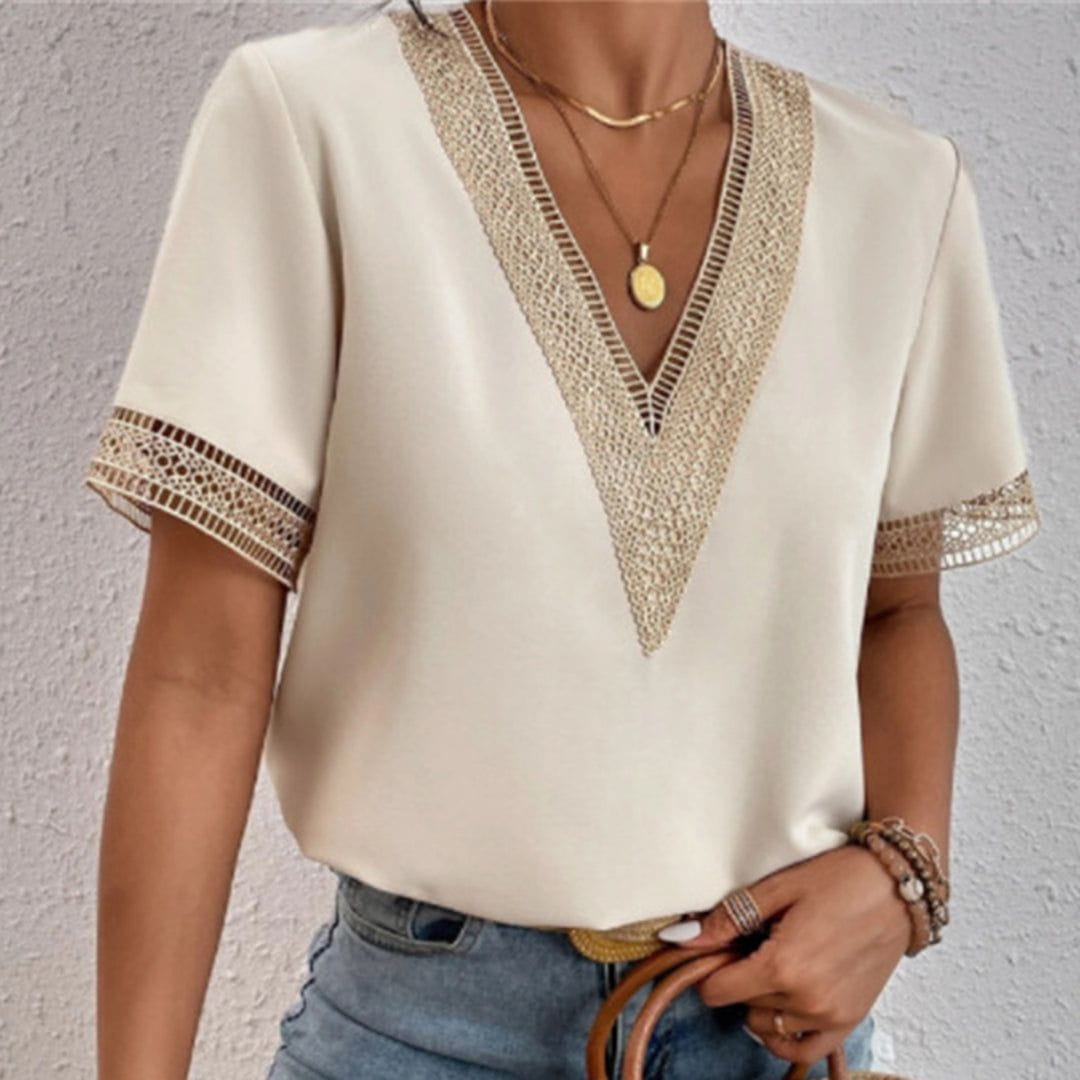 Blusa con Scollo a V | Dettagli in Pizzo | Elegante, Leggera e Stilosa