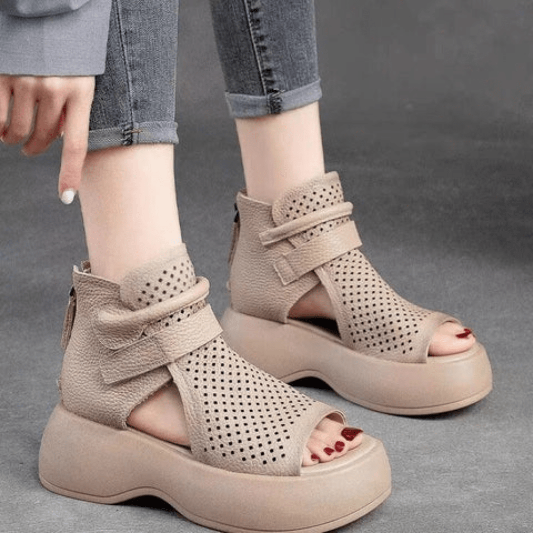 Sandali Montanti Donna | Ecopelle Traforata | Suola Alta Comfort