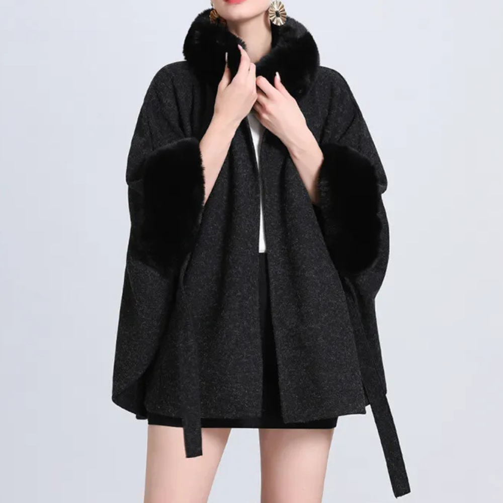 Mantella Donna | Eco-Pelliccia Morbida | Elegante e Calda