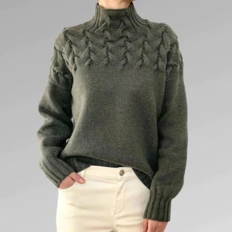 Maglione donna con trecce e collo alto
