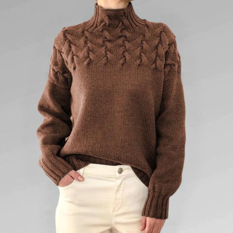 Maglione donna con trecce e collo alto