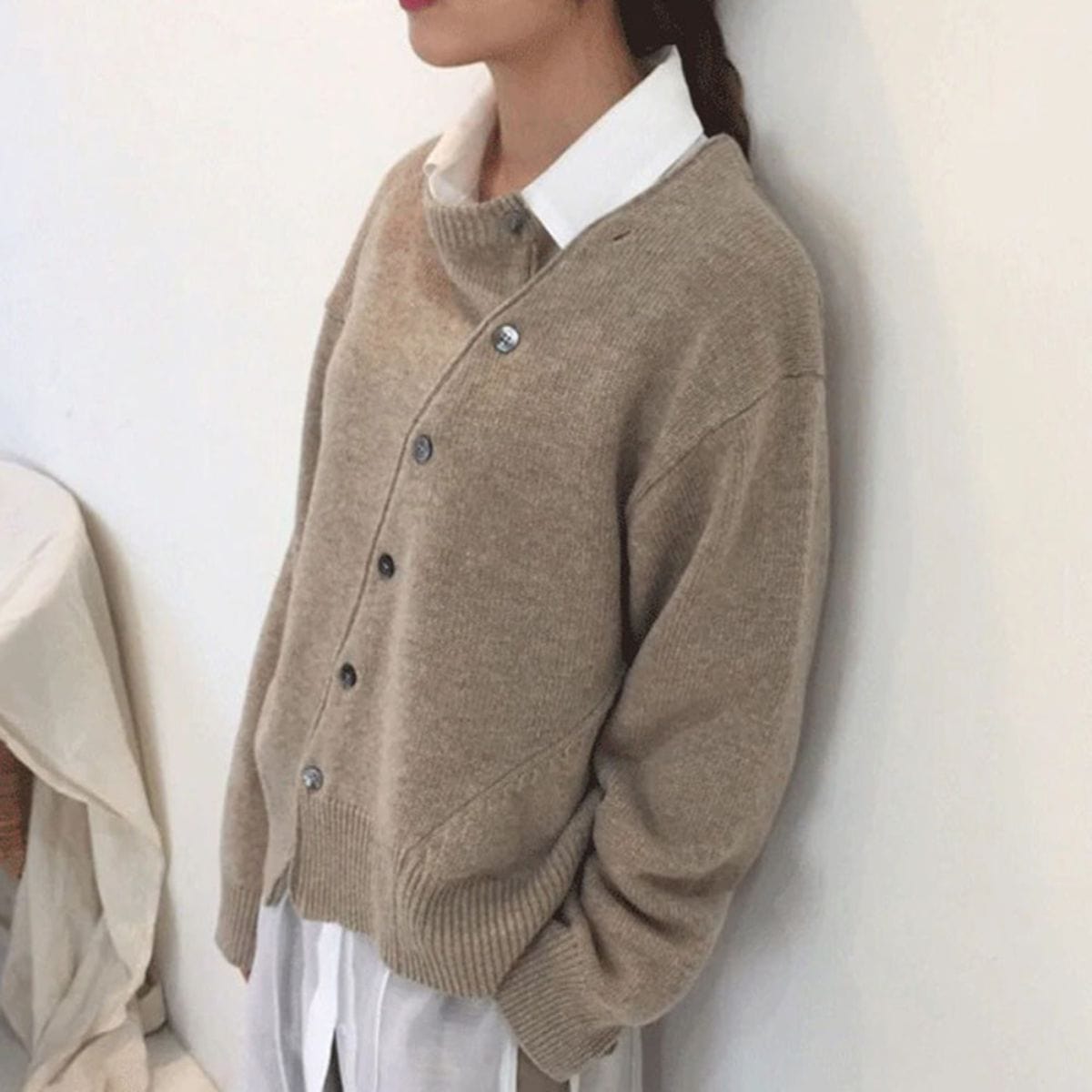 Cardigan in Maglia | Scollo a V | Eleganza e Comfort